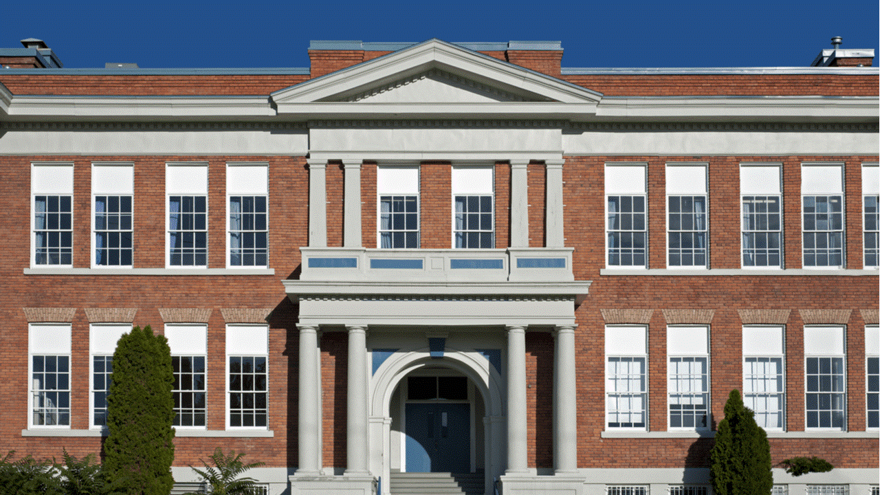 Tổng Quan Du Học Trung Học Canada: Hệ Thống Trường, Chi Phí Và Học Bổng 1 trung hoc canada
